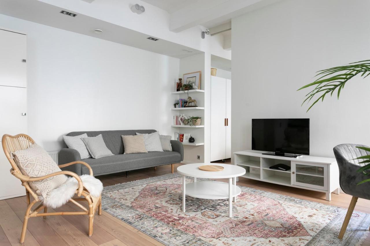 2Ndhomes Loft Apartment With Spa & Balcony By The White Church Хельсинки Экстерьер фото
